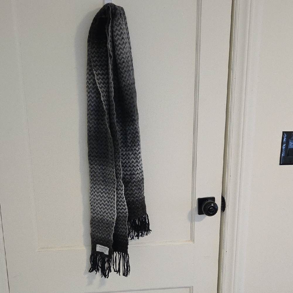 Croft & Barrow Black and Gray  Scarfscarf